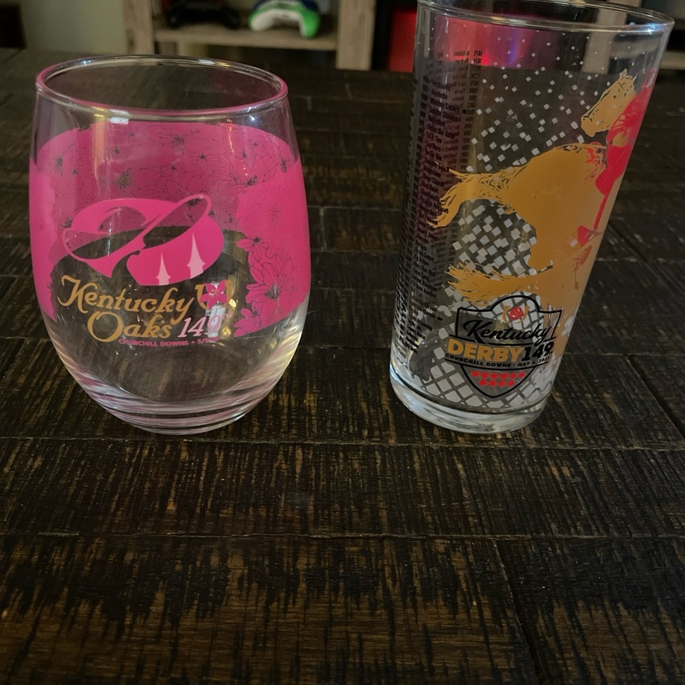 Kentucky Oaks and Derby Glass Set - Pink and Gold